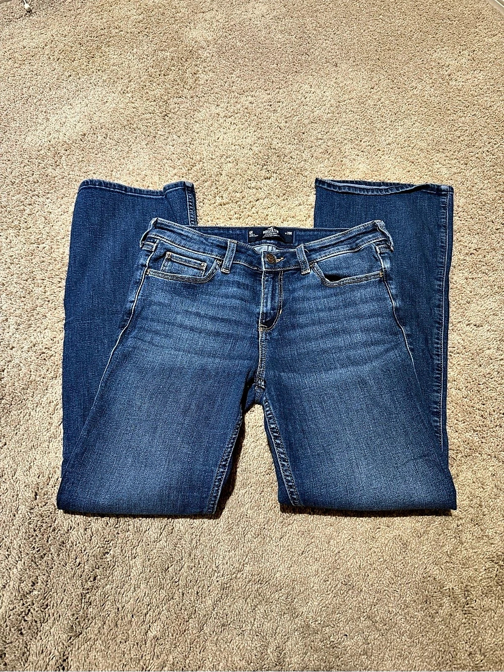Hollister Low-Rise Stretch Bootcut Jeans in Blue